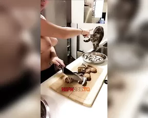 Lara lilac tits flashing cooking snapchat free