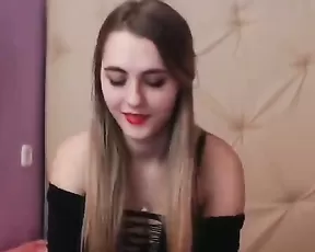 Pair of babes fucking the same dick