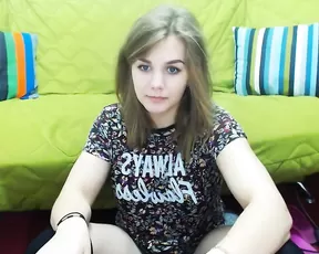 Girlfriend shows her love for cock