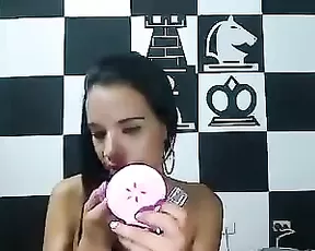 Luscious babe bangs her ass with a toy