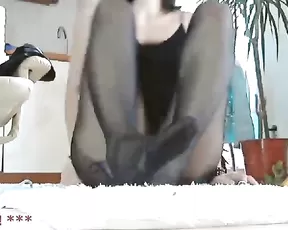 Babe in red stocking face fucking her lover