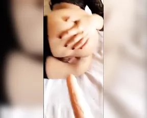 Yungx Cutie (Stefania Ta) dildo masturbating snapchat free