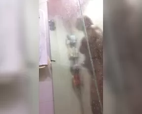 Esperanza Gomez shower time snapchat free