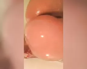 Veronica Rodriguez bath tub show snapchat free