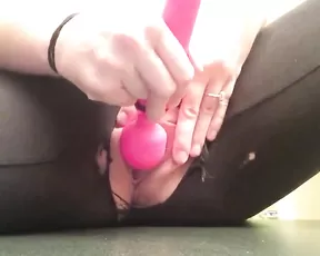 Annah12 orgasm through ripped pant ManyVids Free Porn Vids
