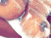 Dulcemoon in the shower