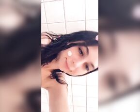 Riley Reid bathtub teasing snapchat premium porn videos
