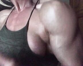 Juliepereirapt-31-01-2018-1698807-no_car _no_gym _no_excuses_this_girl_still_gets_her_work_done_and_her_sexy_swole_pump_on xxx onlyfans porn videos