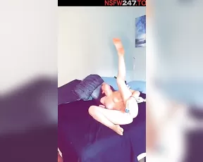 Luna raise spreading legs for you snapchat free