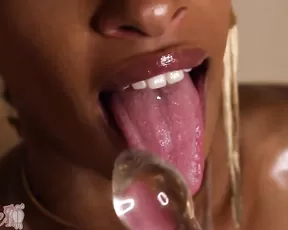 Vixi Vee free golden goddess teaser | ManyVids Free Porn Livesex
