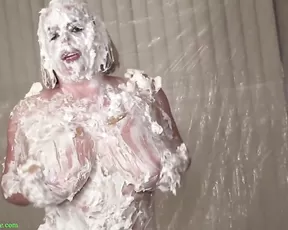 Maggie green pie facial 2016_02_19 | ManyVids Free Porn Videos