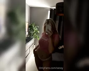Vansessy 5fa1730eb091e5ba31837_source Video show chat live porn