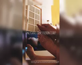 veronicarf Masaje en los pies mientr show chat live porn