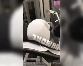nathaliesfantasy gym time show chat live porn