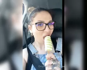 alinutaa Uhhh i love icecream or dick show chat live porn