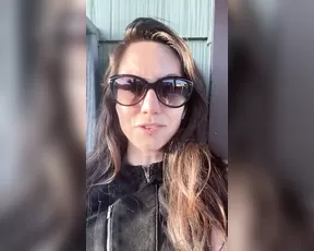 quinnlivid show chat live porn