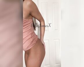 bellajamesx I need someone to show chat live porn
