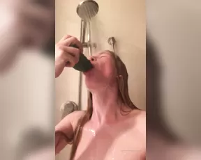 naughty nymphet masturbating with my tentacle in the shower before p ssing everywhere tags solo show chat live porn