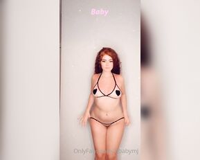 lilbabymj little preview of a strip tease coming to your DMs tonig show chat live porn