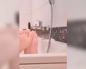 sexygermangirl 29 12 2020 For my feet lovers I love to xxx my feet too W show chat live porn
