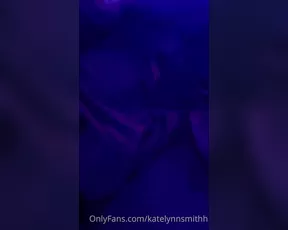 katelynnsmithh Come watch movies and cuddle with me show chat live porn