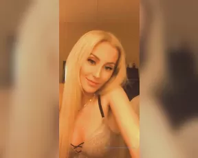 blondeebarbiee show chat live porn