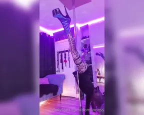 domlioness 19 12 2020 Your collective servitude earned all of you this High show chat live porn