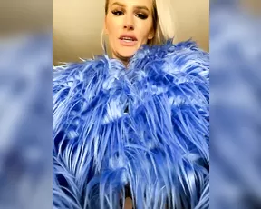 linnymaee 08 12 2020 You all always ask me to go nude You all always vote show chat live porn