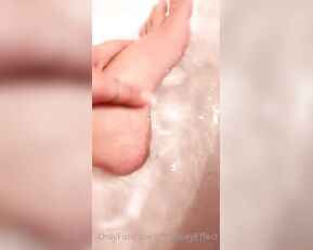 therileyeffect Sweet clean toes show chat live porn