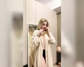 kelanifox_0go5zo3p0t47rc9azlsl4 show chat live porn