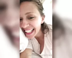 kagneylinn goooooooooooooddd mornaaaaang i'm dropping a tatty tuesday oily titty bouncing jumbli show chat live porn