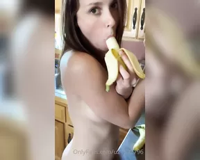 laciemayxo Always looking to make sure I get my daily dose of frui show chat live porn