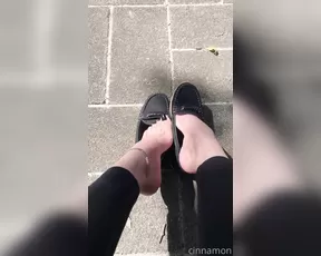 cinnamonfeet2 03 12 2020 Teasing with my feet in public show chat live porn