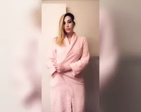 amberhayes This is my moms robe show chat live porn