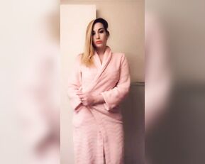 amberhayes This is my moms robe show chat live porn