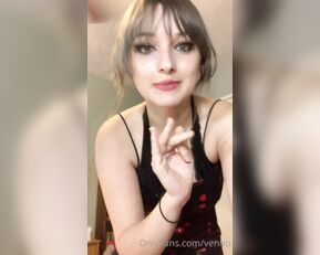 venho trying on my new dresses which one show chat live porn