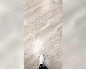 patricigom 30 10 2020 Miren a qu bombonazo me encontr en el aeropuerto beb show chat live porn