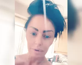 kerrylouise_xxx Literally love my fans so much show chat live porn