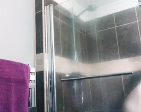 helen 28 05 2018 9869408 Hidden Camera Spy on me whist I take a hot steamy shower show chat live porn