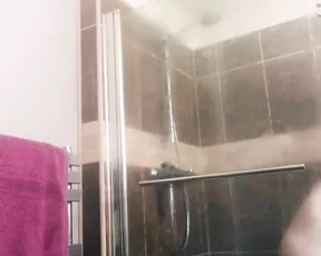 helen 28 05 2018 9869408 Hidden Camera Spy on me whist I take a hot steamy shower show chat live porn