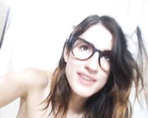 Aynmarie slim teen play with big gum dick webcam show