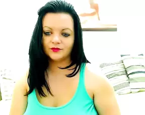 I love to pose nude LIVE