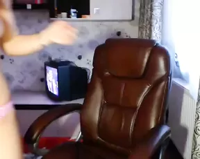 So pretty latin wife gets fuck hard in both holes when parents are out of house