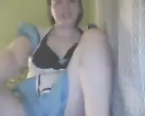Young amateur couple fucks in bedroom