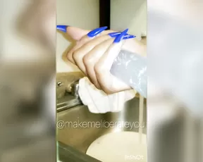 makemeliberateyou 17 11 2020 I'm trying to milk daddy's cock tonight Dm show chat live porn