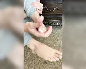 waifufeetmilk Lotion me up xxx onlyfans liveporn