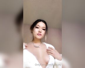 babyjey 20 01 2021 i might play with myself in the gym shower and get my boobs soapy xxx onlyfans nude live porn