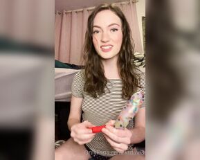 ktdavi3 look at all the toys you bought me baby show chat live porn live sex 1