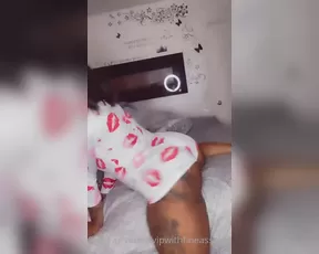 vipwithfineassbina show chat live porn