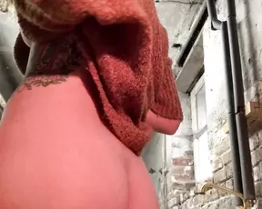 bubzz a_little_dirty_clay-hands_rubbing_featuring_random_basement_noises show chat live porn live sex 1